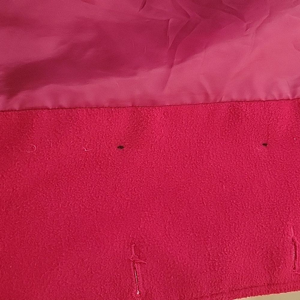 Winter double-breated or Pea coat with red lining and 2 large buttoned pockets - Picture 13 of 14